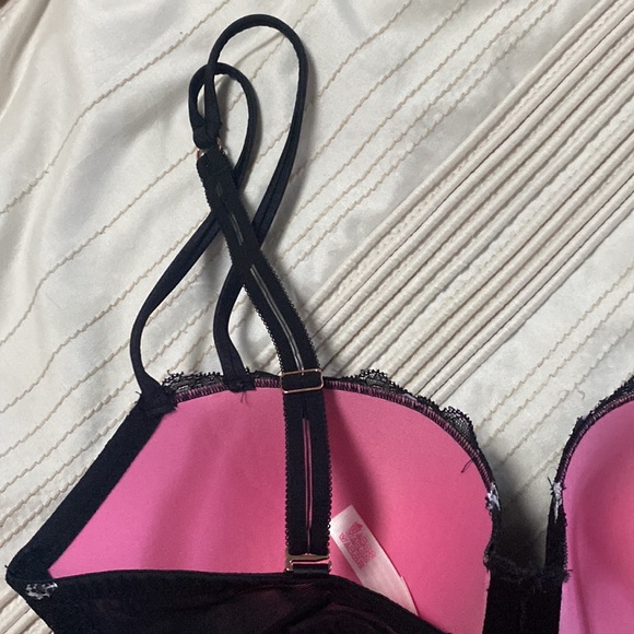 Victoria’s Secret PINK Black Floral Strappy Bra - Picture 4 of 5